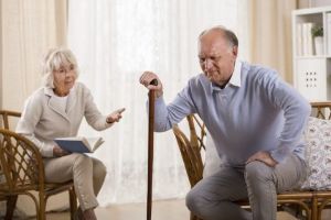 Пожилые люди - группа риска по заболеваниям суставов
